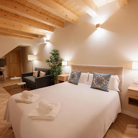 Casa Cancho 2 - La Guarnicioneria *