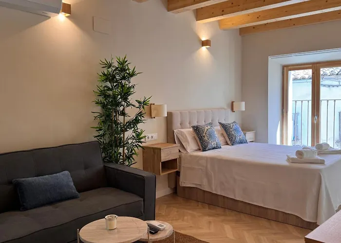 Casa Cancho 2 - La Guarnicioneria